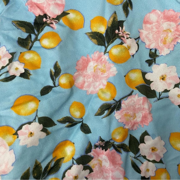 New! Victoria's Secret Floral Lemon Print Ruffled One Piece Swimsuit 3869 - Picture 8 of 10